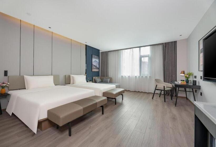 Atour Hotel Karamay