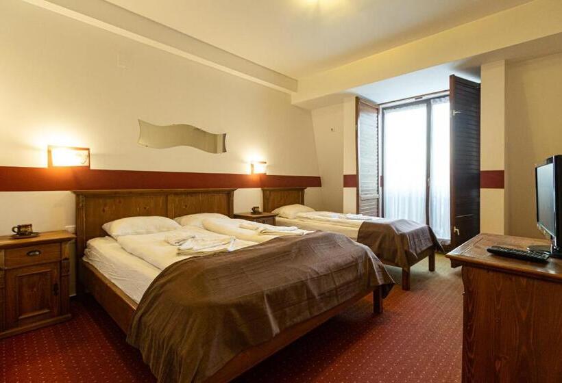 צימר Pensiunea Si Restaurant Erdo