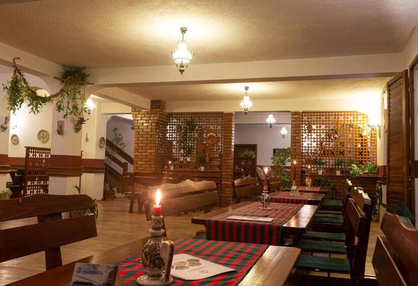 צימר Pensiunea Si Restaurant Erdo