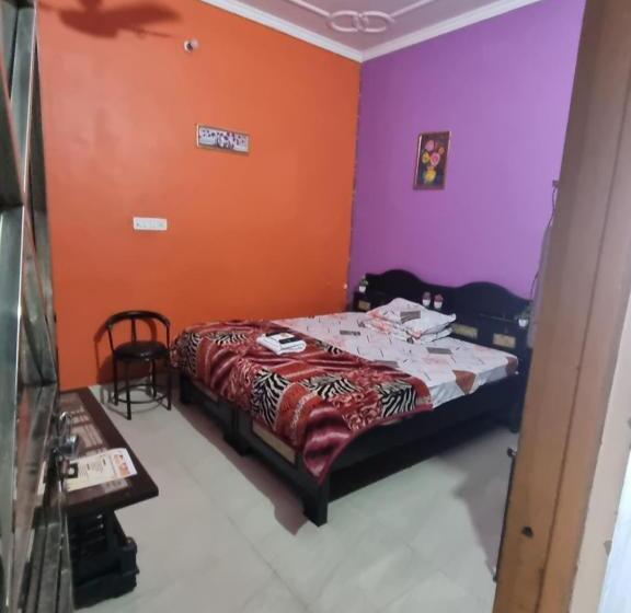 酒店 Aastha And Restaurant