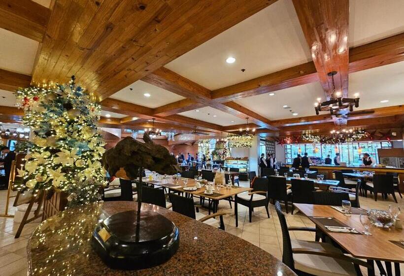 فندق Baguio Forest Lodge At Camp John Hay 004