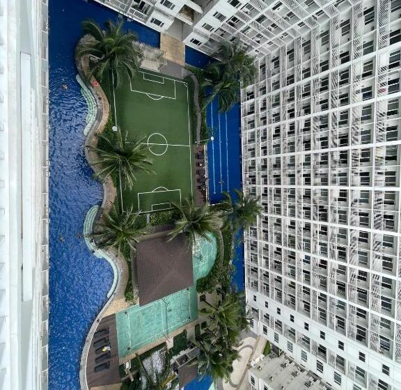 ホテル Homefort At Shore 2 Residences