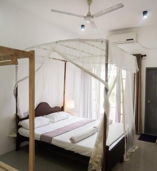 בית מלון כפרי Jackie´s Guest House