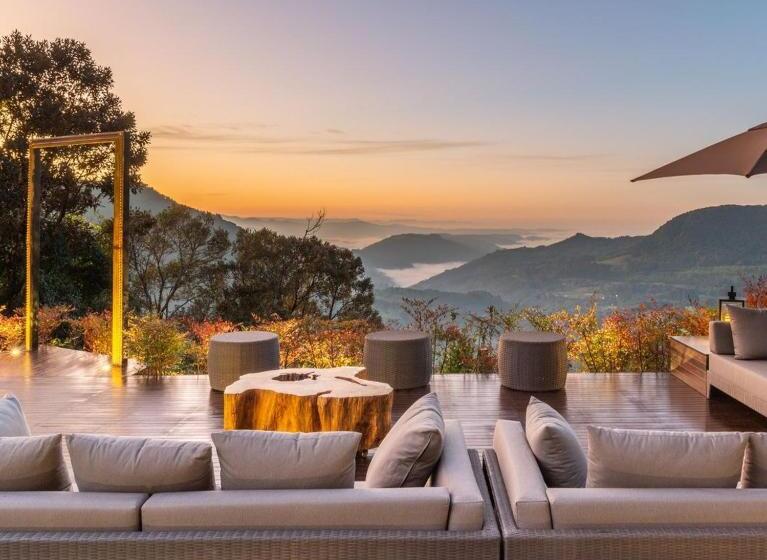 ホテル Laghetto Château