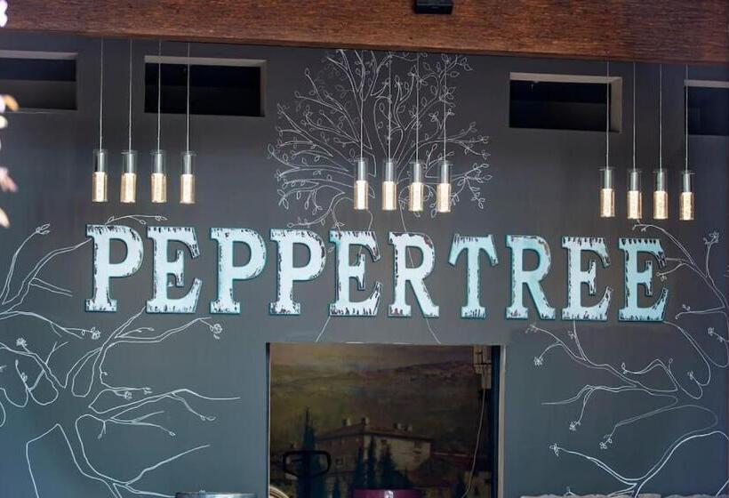 Отель Peppertree Canyon 7bd 6.5ba Luxe Urban Winery