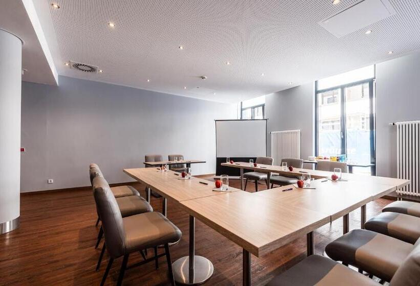 هتل Premier Inn Dresden City Zentrum