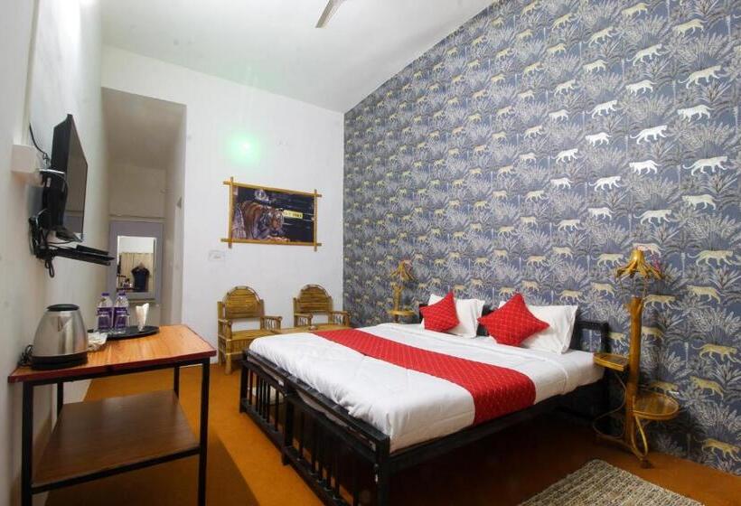 ホテル Saalwood Safari Lodge