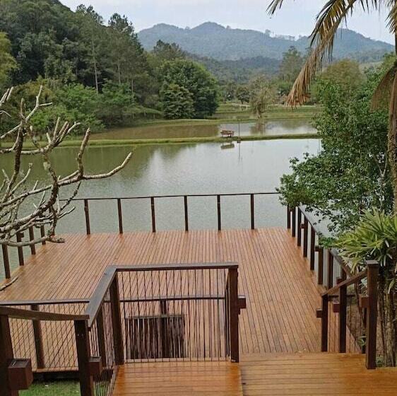 ホテル Village Du Lac