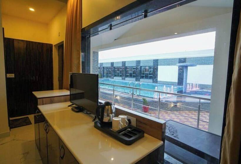 Lipi Resort And Spa
