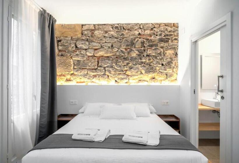 پانسیون 32 De Agostos