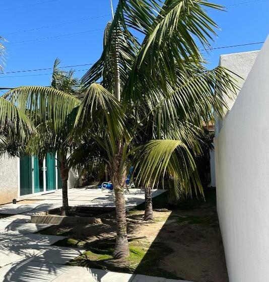 פנסיון Tropical Oasis On The Water Crown Point