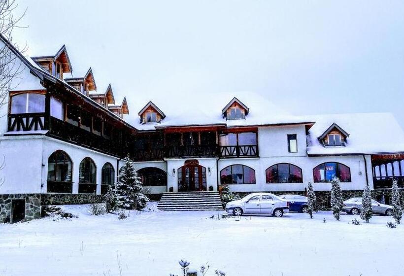 بنسيون Hanul Curtea Veche