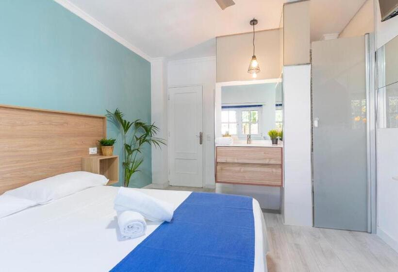 پانسیون Guest House Villa Neon Tenerife