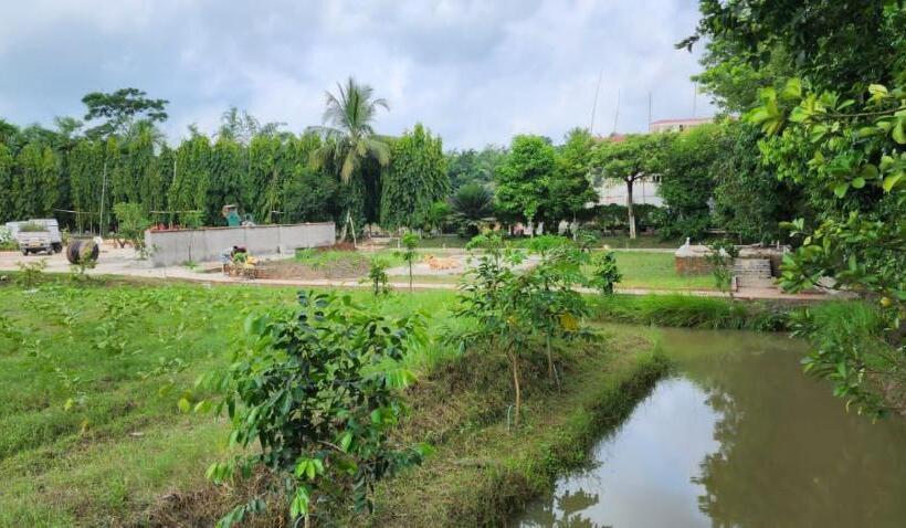 منتجع Damodar River Retreat, Uluberia