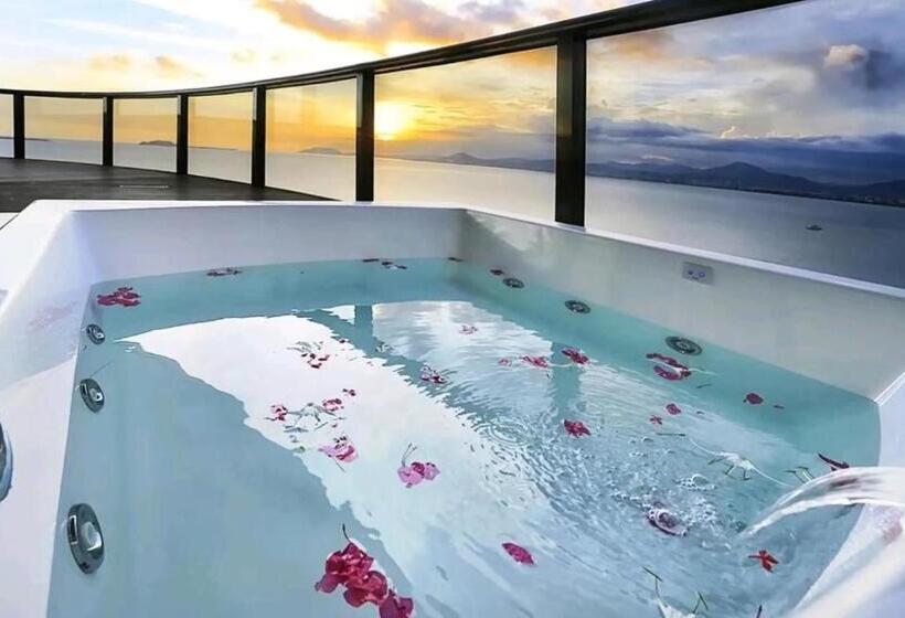 Sanya Romantic Journey Sea Resort & Spa