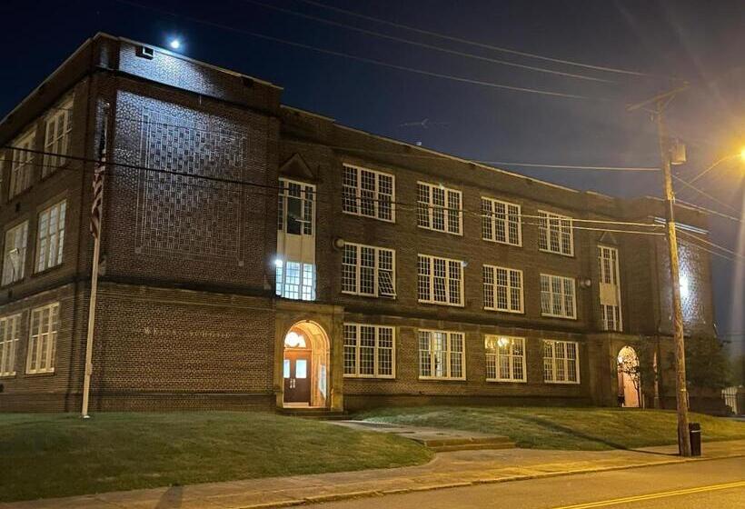 School Of Fame