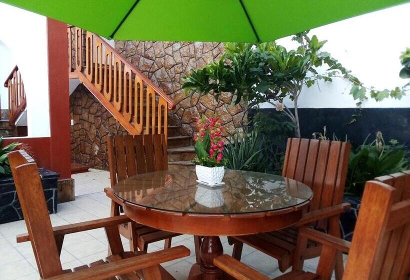 فندق صغير Hospedaje Fremiott