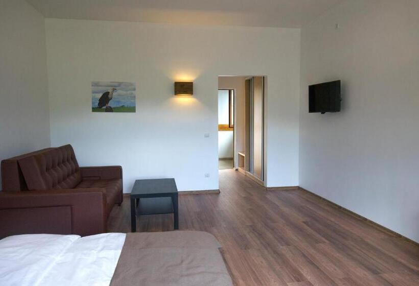 ユースホステル Vovk Gasthaus