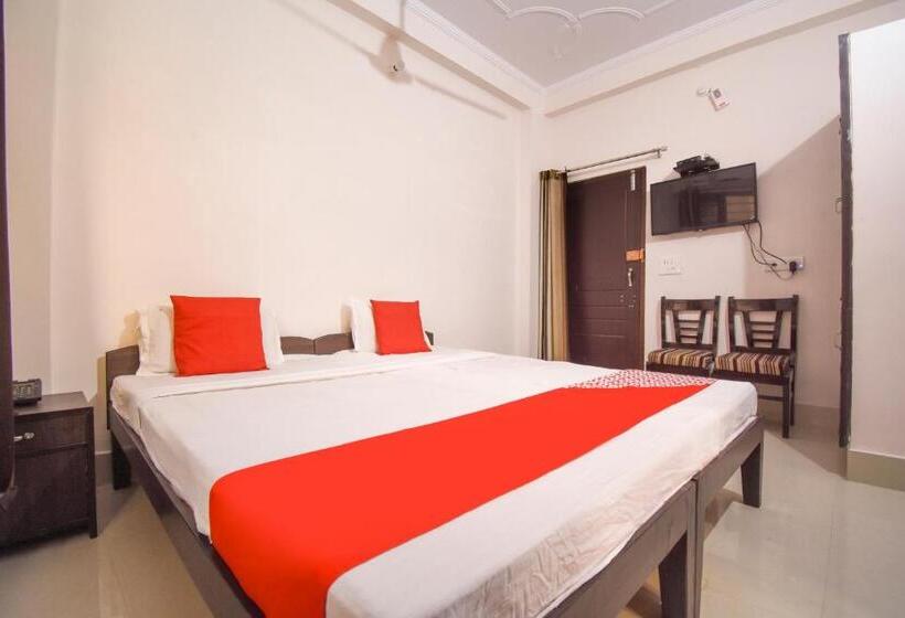 Collection O Hotel Sushila Residency
