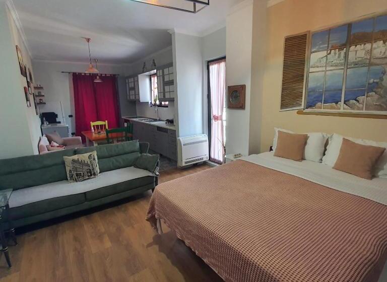 هتل Central Villa