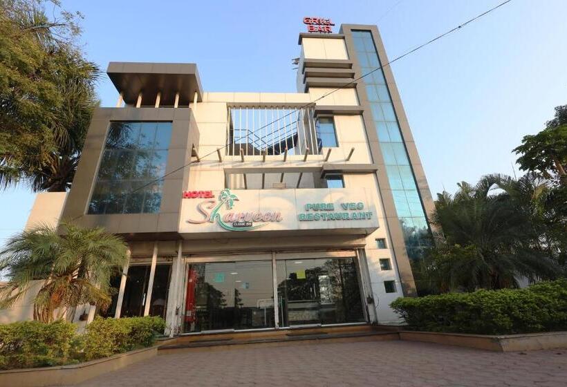 فندق Sharveen Classic Inn