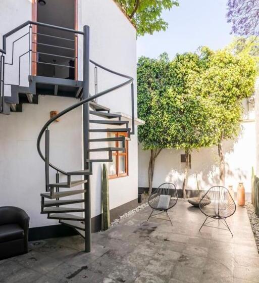هتل Siete Puertas Coyoacán