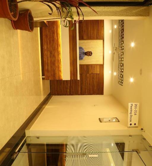 Отель Super Townhouse Dewas City Formerly Utsav