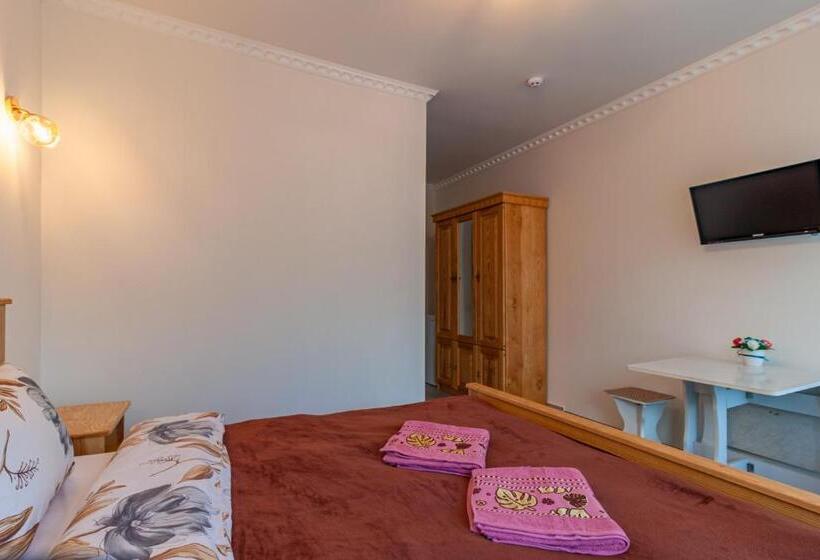 فندق Villa Oros