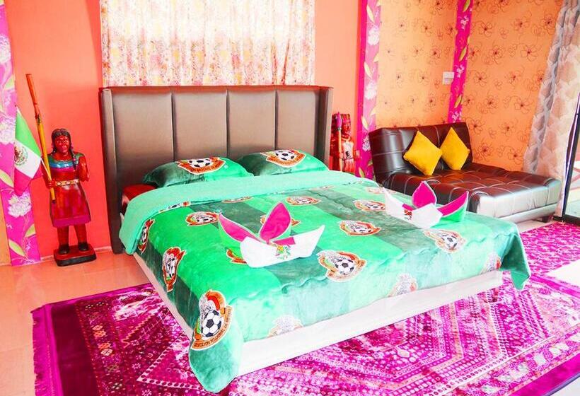 Mexican Resortlampang