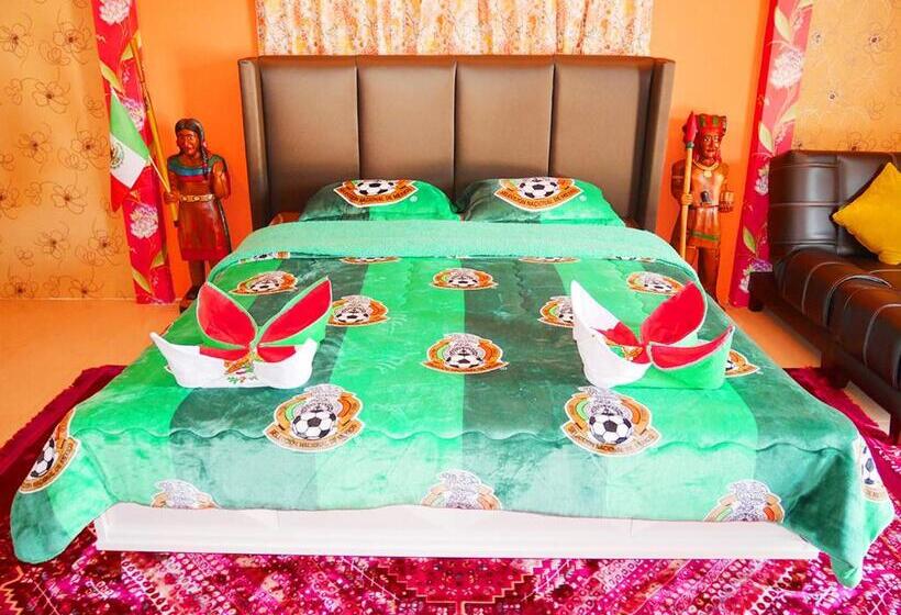 Mexican Resortlampang