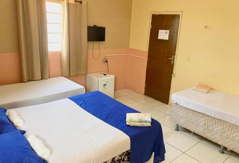 پانسیون Aquarius De Iracema