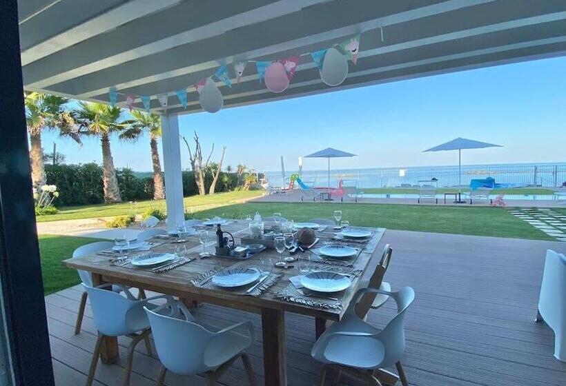 펜션 Fenandgi Luxury Hospitality At Its Finest !