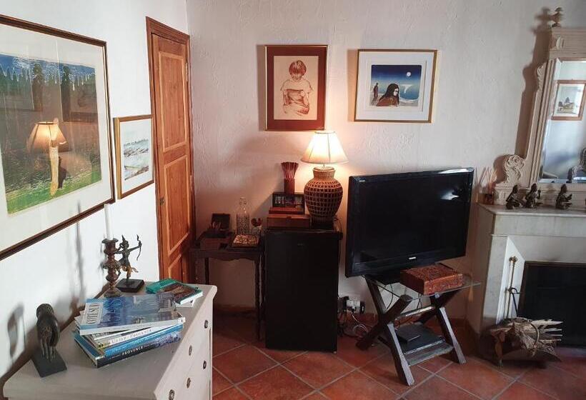پانسیون La Maison Provençale