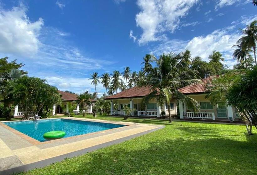 پانسیون Palm Gardens Resort, Bang Saphan