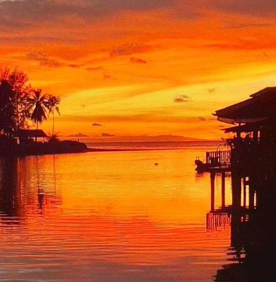 پانسیون Sapparot Bar & Bungalows