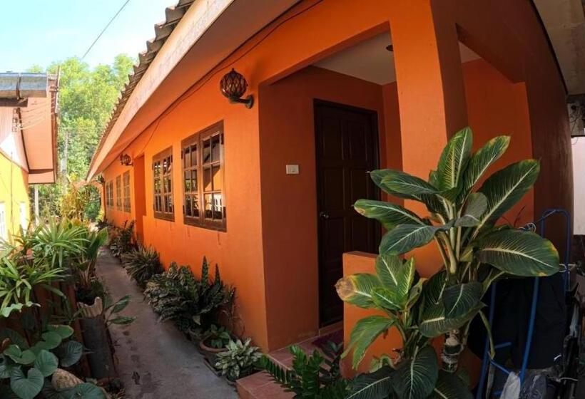پانسیون Sapparot Bar & Bungalows