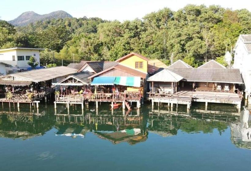 پانسیون Sapparot Bar & Bungalows