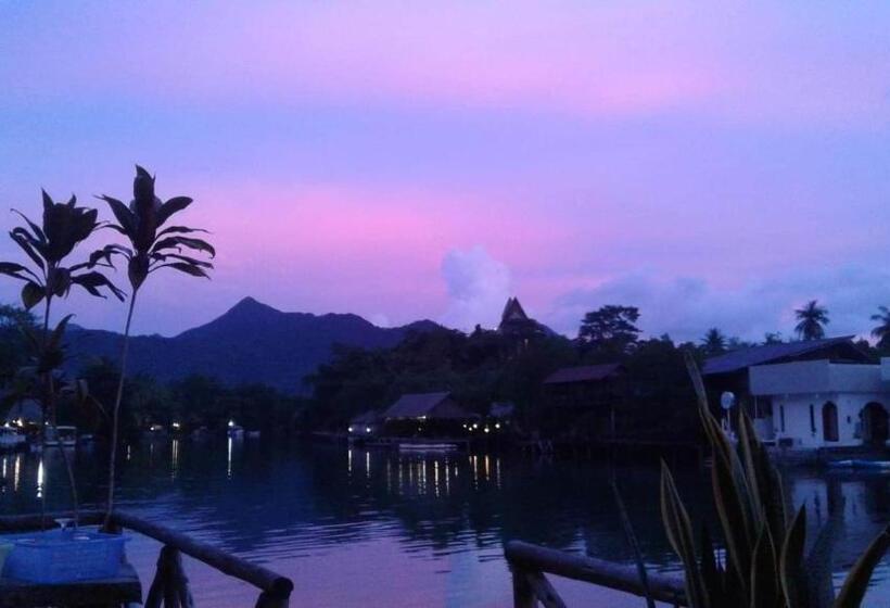 پانسیون Sapparot Bar & Bungalows