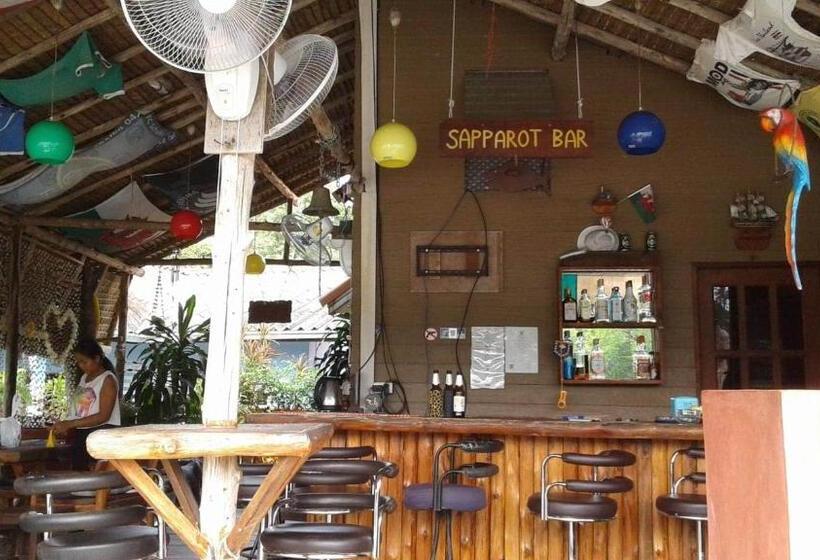 پانسیون Sapparot Bar & Bungalows