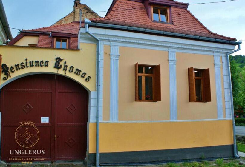 펜션 Thomas Guesthouse