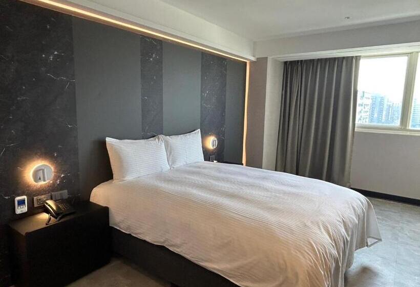 هاستل Hub Hotel Kaohsiung Yisin Branch