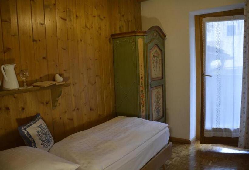 Albergue Locanda Pensione Maria