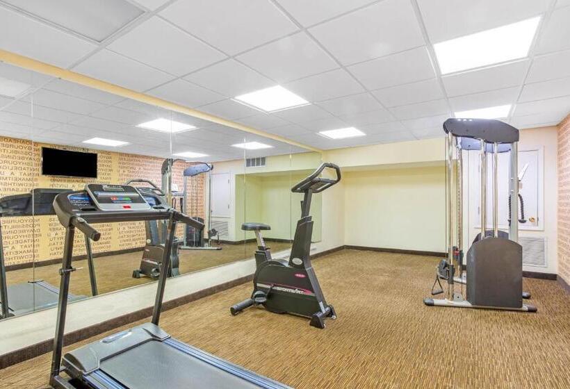 فندق صغير Quality Inn Slidell I 10
