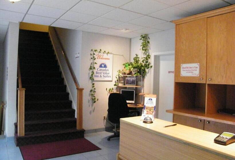 فندق صغير Rodeway Inn