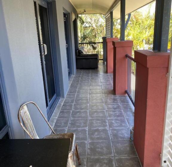 צימר Arrival Lodge Hostel Accommodation