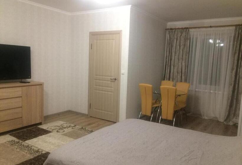 ホテル Alpen House