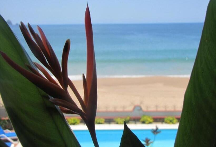 هتل La Paloma Oceanfront Retreat