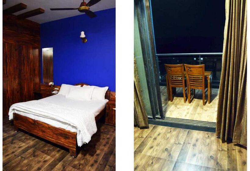 Отель Nirvana Inn