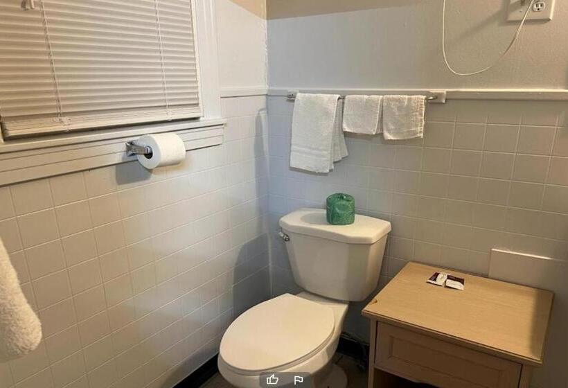 모텔 Anson Inn By Oyo