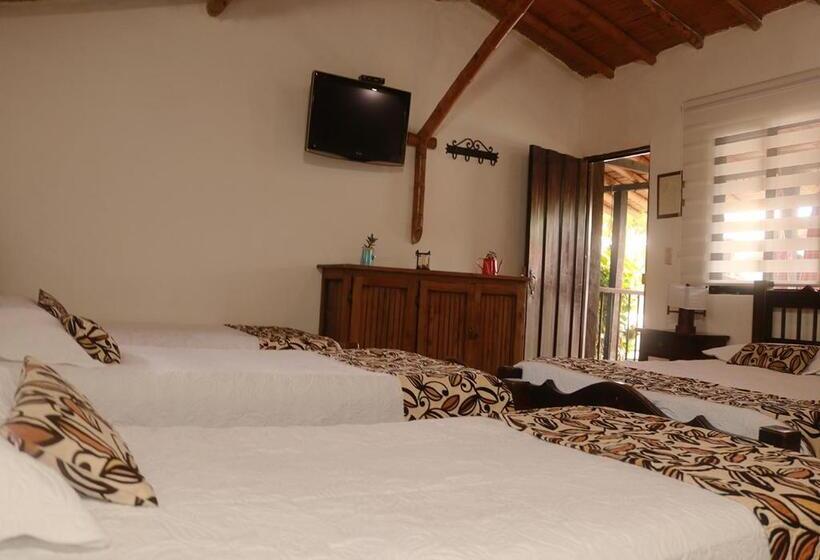 پانسیون Hostal El Zafiro Del Café